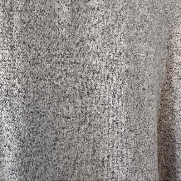 Roxy Women’s Lightweight Gray Knit Long Sleeve Top Size Large - Cozy & Casual - Picture 10 of 10